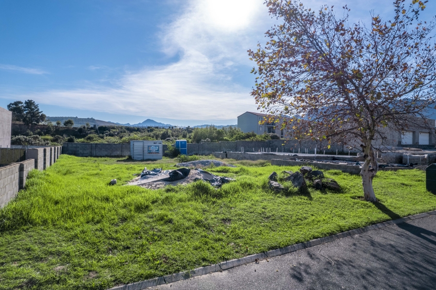 0 Bedroom Property for Sale in Sir Lowrys Pass Village Western Cape